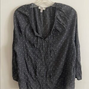 Gray Ruffled 3/4 Sleeve Blouse